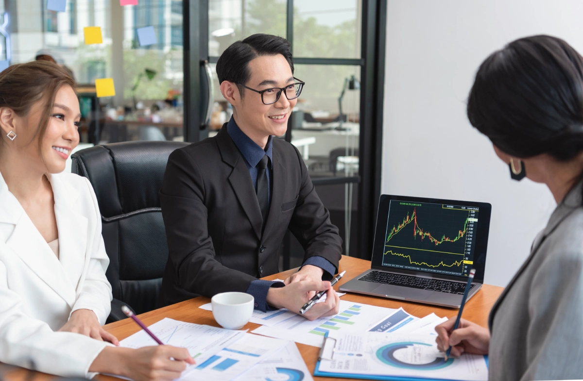 Home affluence mgt asian business people meeting about business plan img